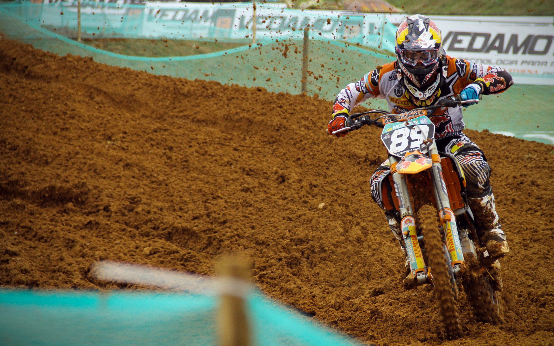 乐鱼体育平台-中国足球青训课程加强守门员核心能力培养，青少年足球守门员训练